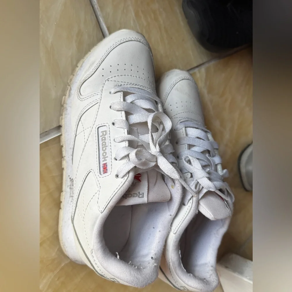 Reebok White Leather Sneakers